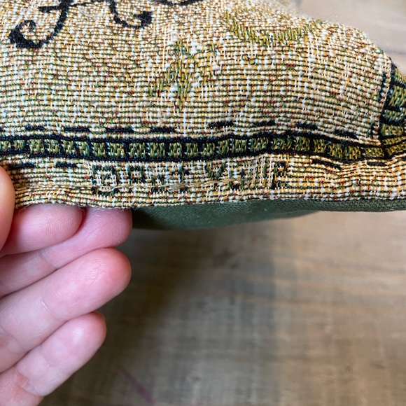 Santa Claus Tapestry Pillow - Picture 3 of 4